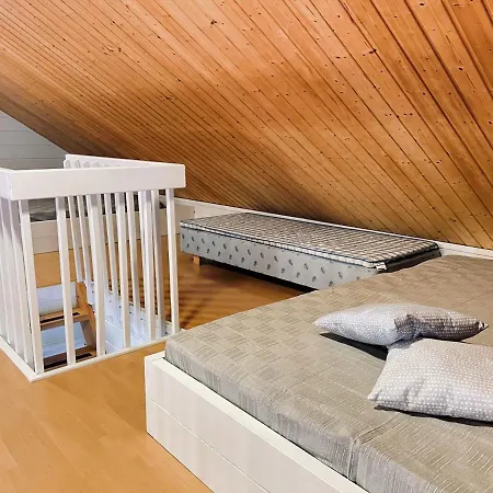 Lomasaerkkae1 Apartment