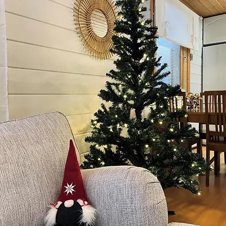 Lägenhet Lomasaerkkae1 *